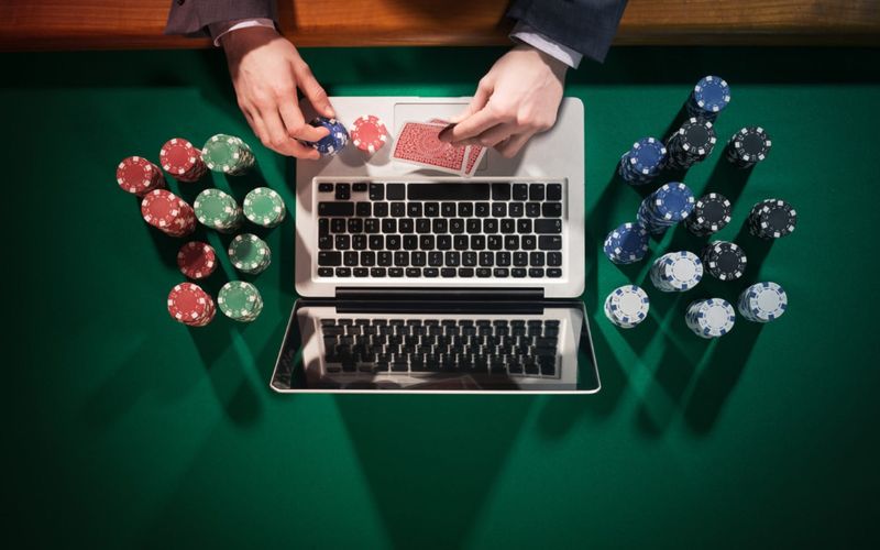 sống bằng nghề cờ bạc online