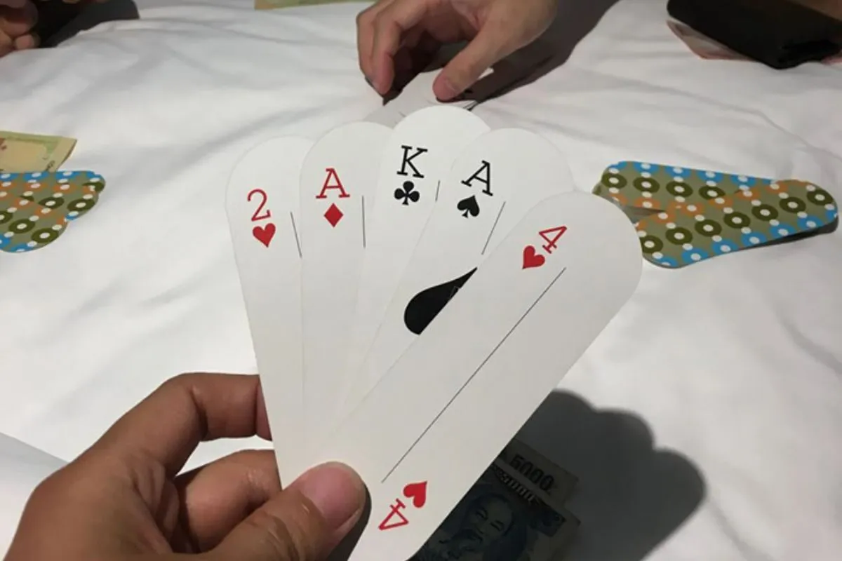 xì bàn có ăn được xì dách không
